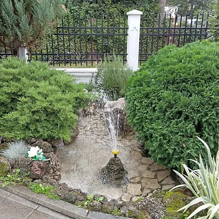 Fontana *
